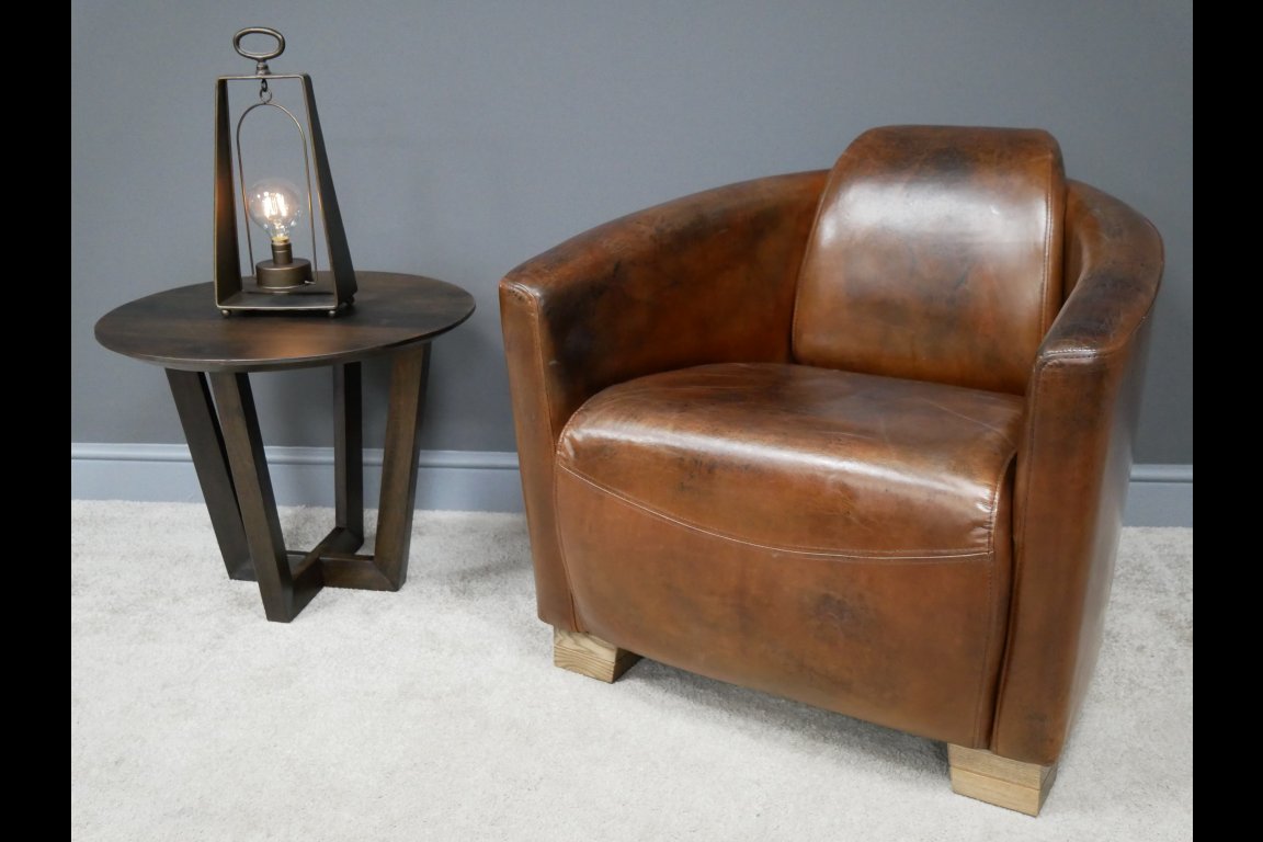 Chairs & Armchairs
